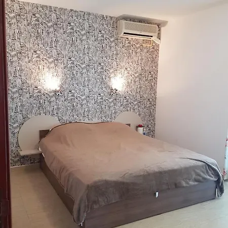 アパート Sun Village Apartments Suuny Beach サニービーチ