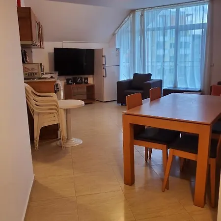 Sun Village Apartments Suuny Beach サニービーチ