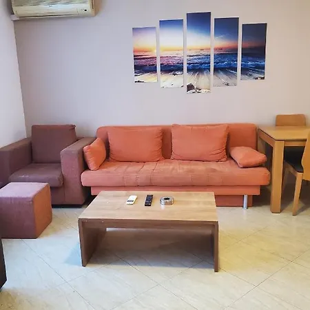 アパート Sun Village Apartments Suuny Beach サニービーチ